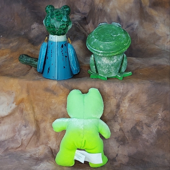 Frog Collectibles Trio Classic Toy Co Plush,Clay Pot frog,Resin Metal Wood Frog - Picture 5 of 10